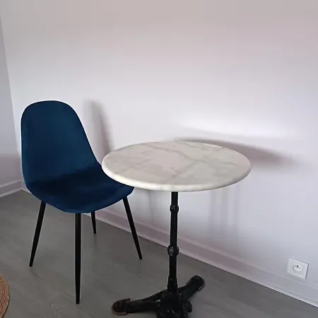 Mon Petit Chateau Lägenhet Pajay