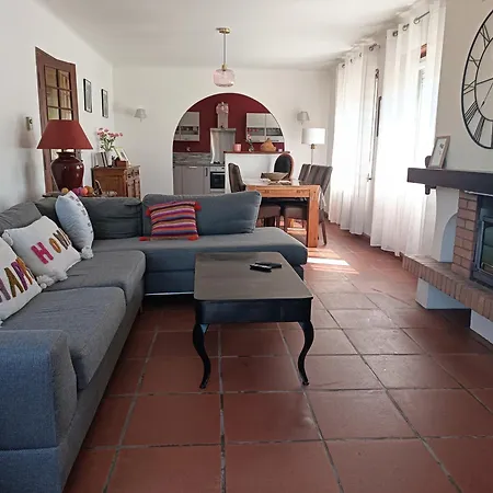 Mon Petit Chateau Grand De 120 M2 Pajay